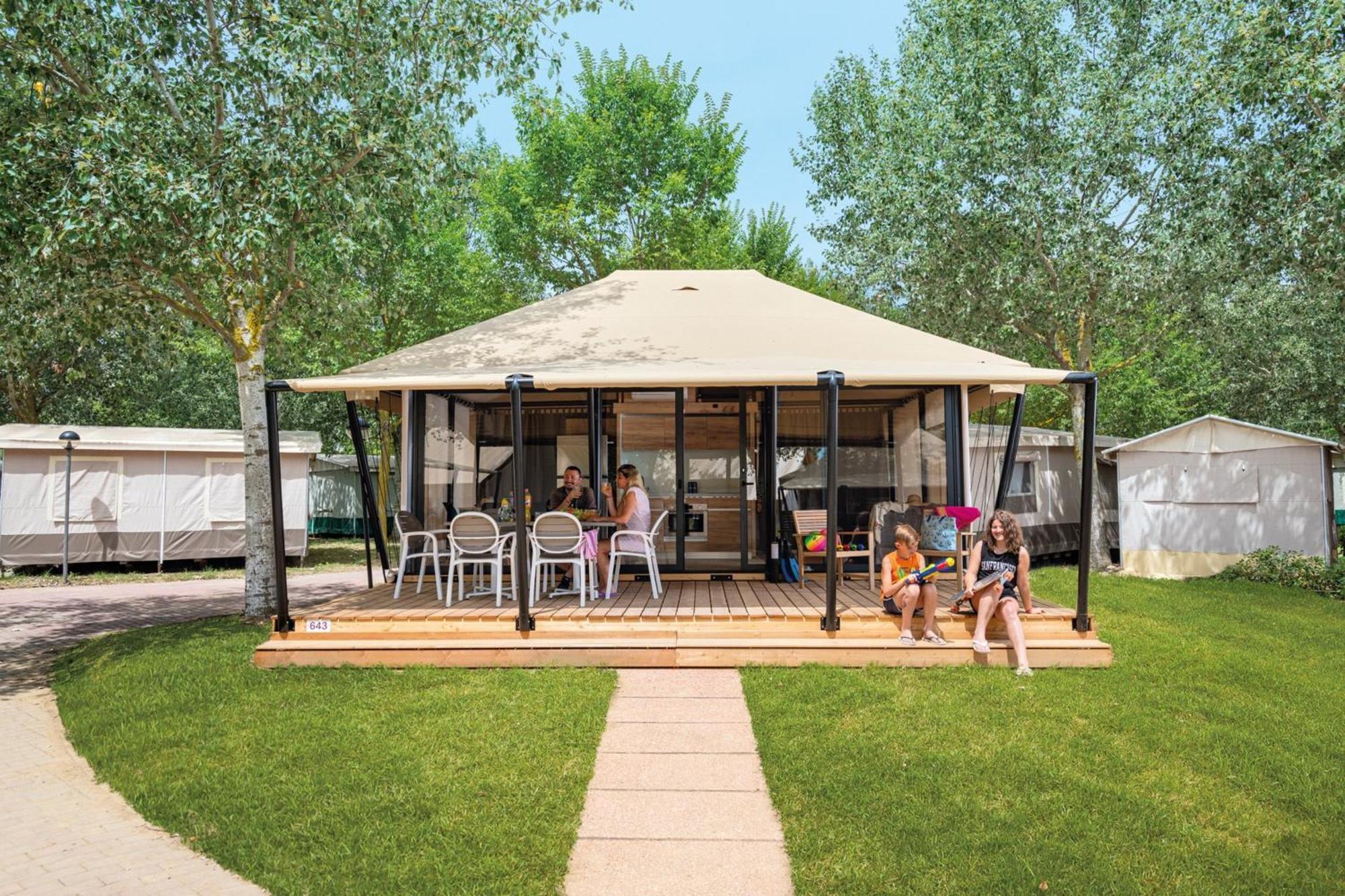Vakantiepark Barricata Village 5*